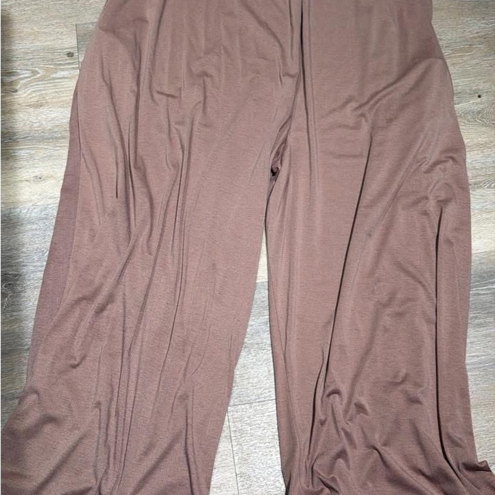 Wide-Leg Ponte Knit Pants in Mauve Brown